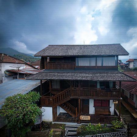 Munduk Tjeraki House Guest House Exterior foto