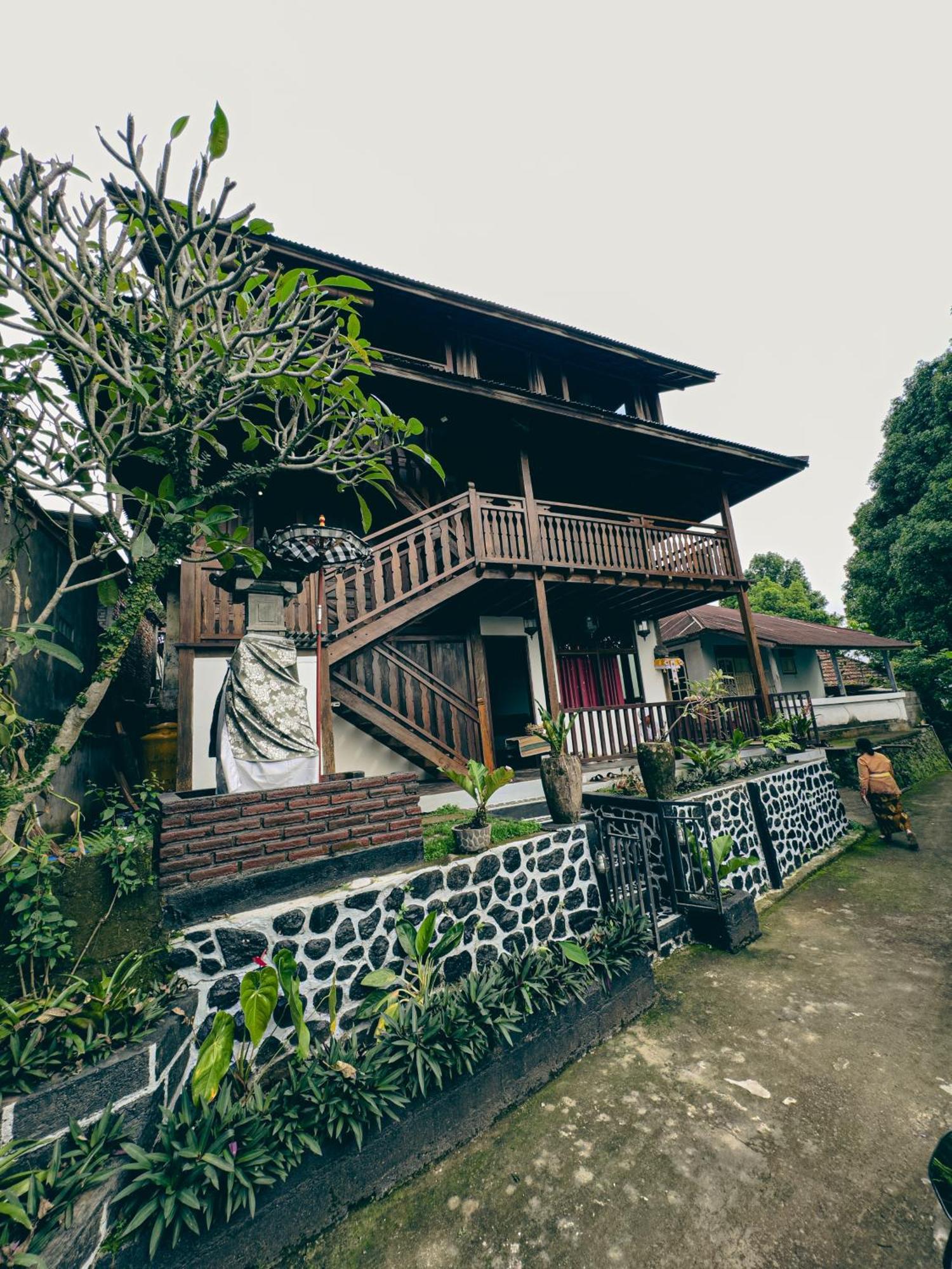 Munduk Tjeraki House Guest House Exterior foto
