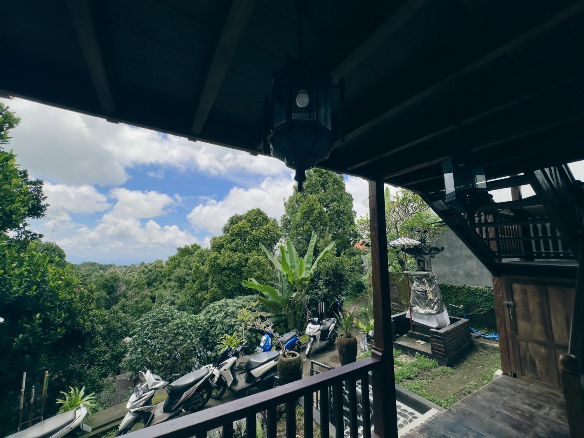 Munduk Tjeraki House Guest House Exterior foto